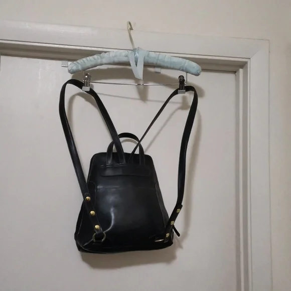 Crazy Horse mini backpack / purse brand by Liz claybourne Crazy Horse Sling Mini Background Bag Black - $35 (36% Off  main image 4